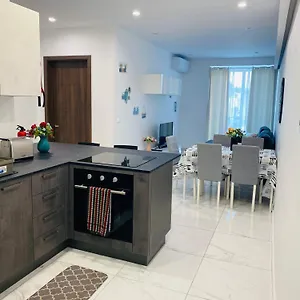 Appartamento Central, Bright & Modern, Msida